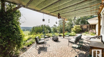 Residential - Single Family Home - Rural Parkland County, Canada - Canada