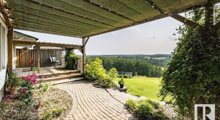 Residential - Single Family Home - Rural Parkland County, Canada - Canada