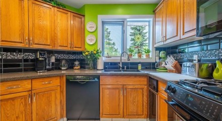 Residential - Single Family Home - Rural Parkland County, Canada - Canada
