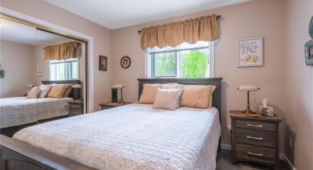 Residential - Single Family Home - Rural Parkland County, Canada - Canada