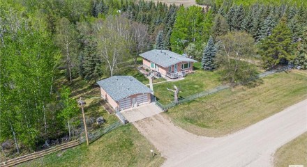 Residential - Single Family Home - Rural Parkland County, Canada - Canada