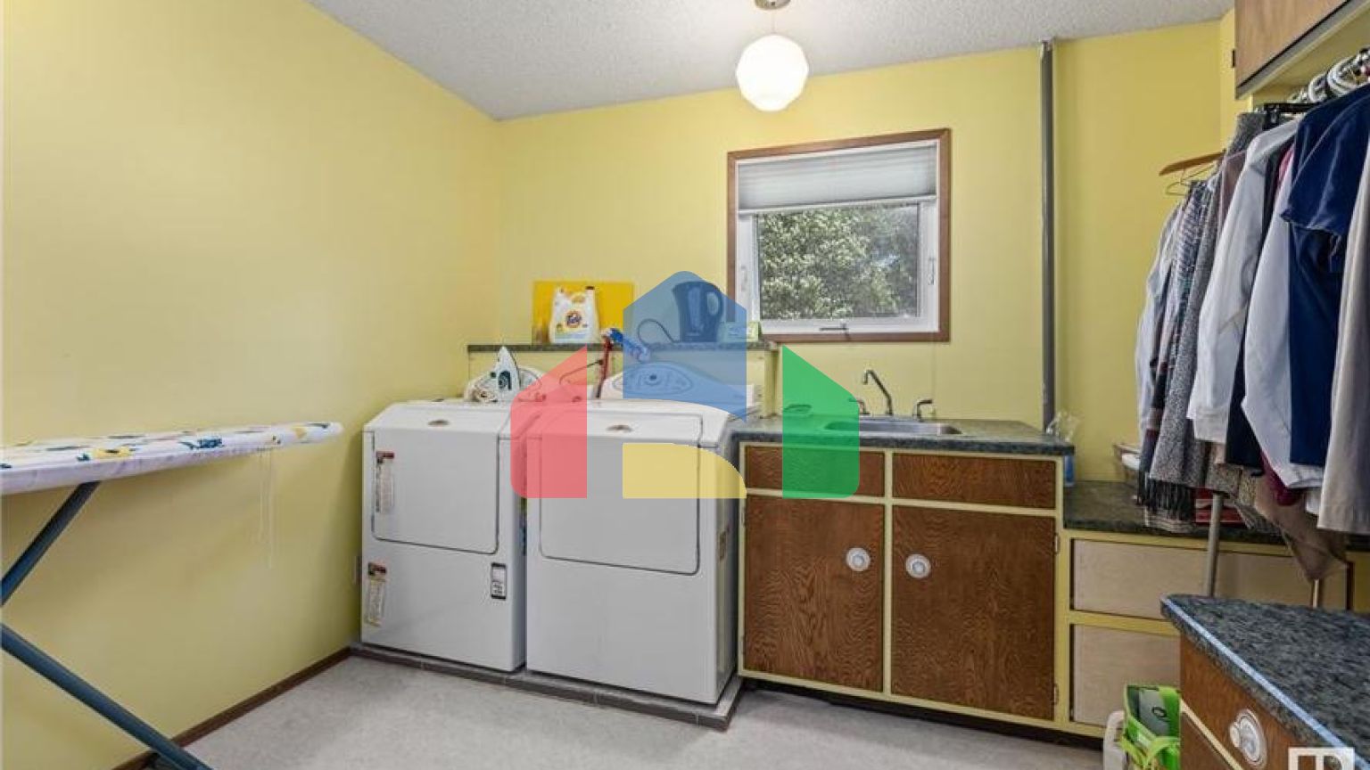 Residential - Single Family Home - Rural Parkland County, Canada - Canada