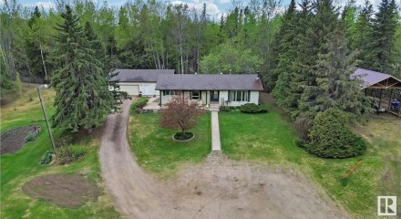 Residential - Single Family Home - Rural Parkland County, Canada - Canada