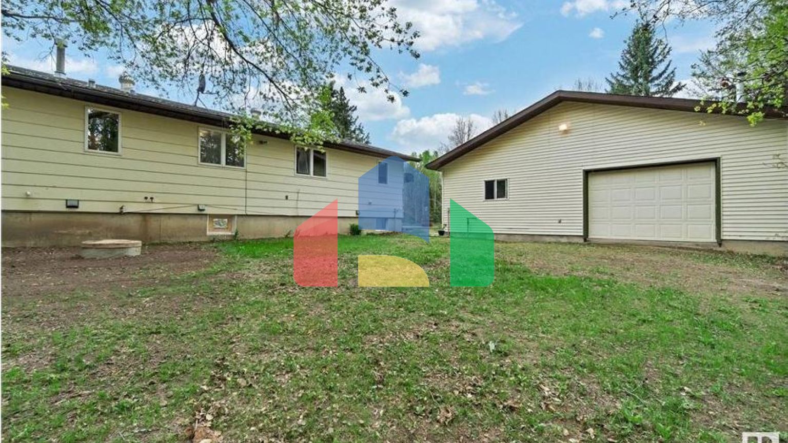 Residential - Single Family Home - Rural Parkland County, Canada - Canada
