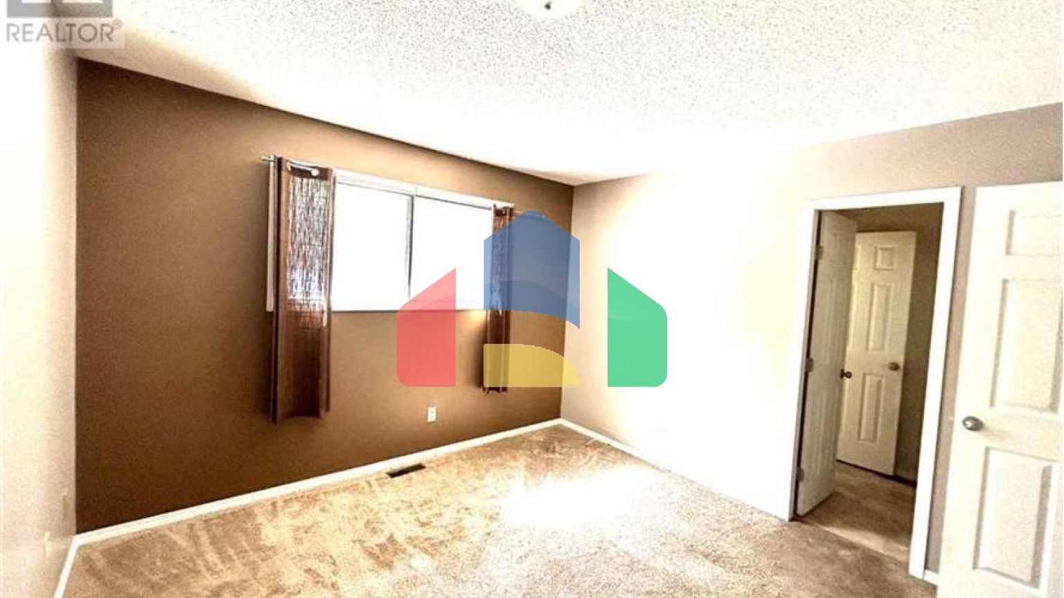 Residential - Single Family Home - Brooks, Canada - Canada