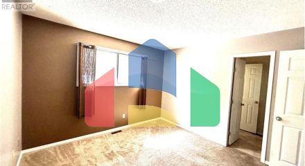 Residential - Single Family Home - Brooks, Canada - Canada