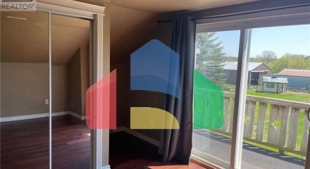 Residential - Single Family Home - Stirling, Canada - Canada