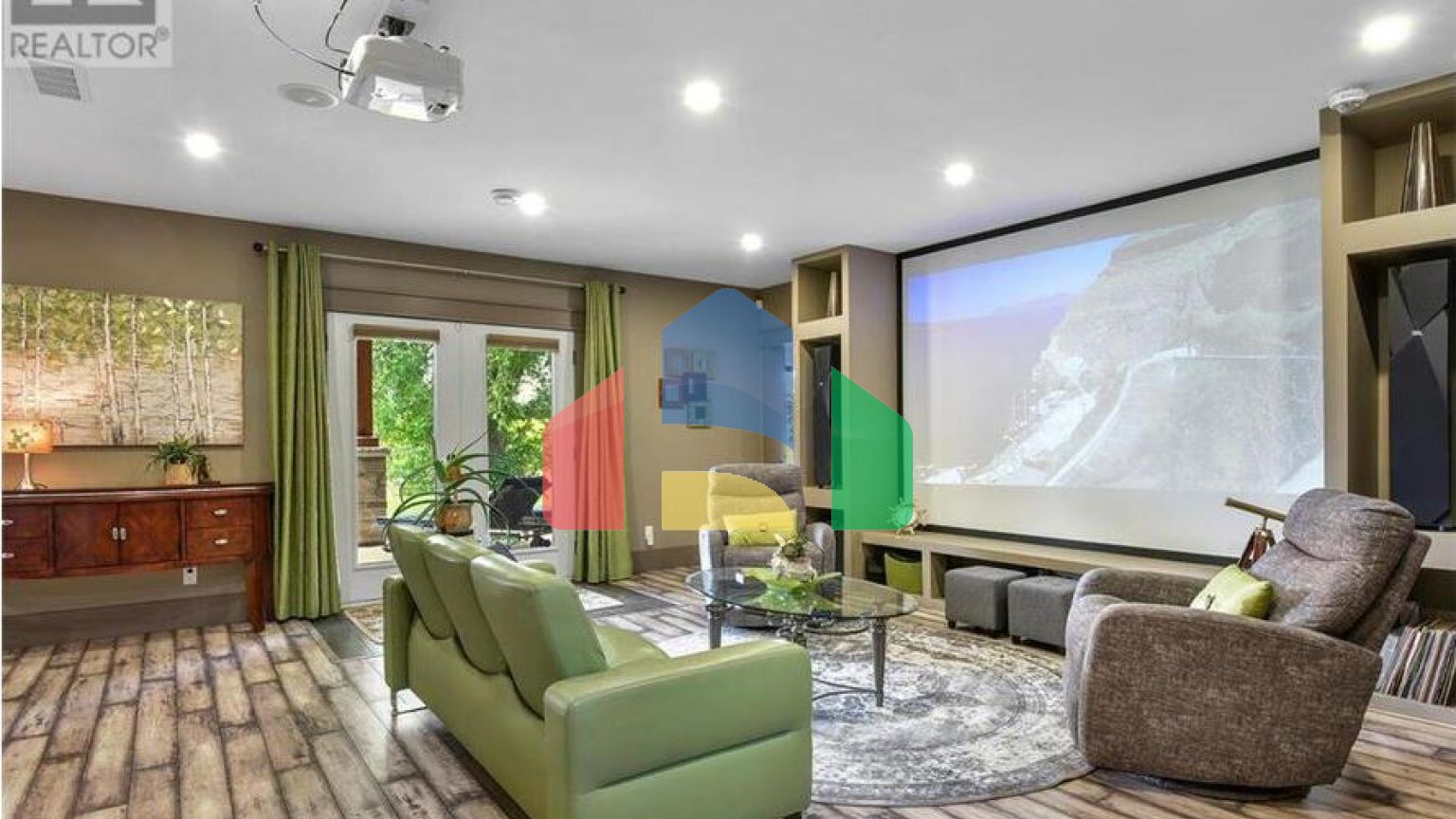 Residential - Single Family Home - Cardinal, Canada - Canada