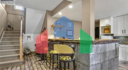 Residential - Single Family Home - Cardinal, Canada - Canada