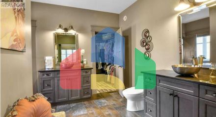 Residential - Single Family Home - Cardinal, Canada - Canada