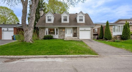 Residential - Two Level House - Dollard-des-Ormeaux, Canada - Canada