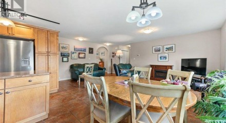 Residential - Single Family Home - Oliver, Canada - Canada