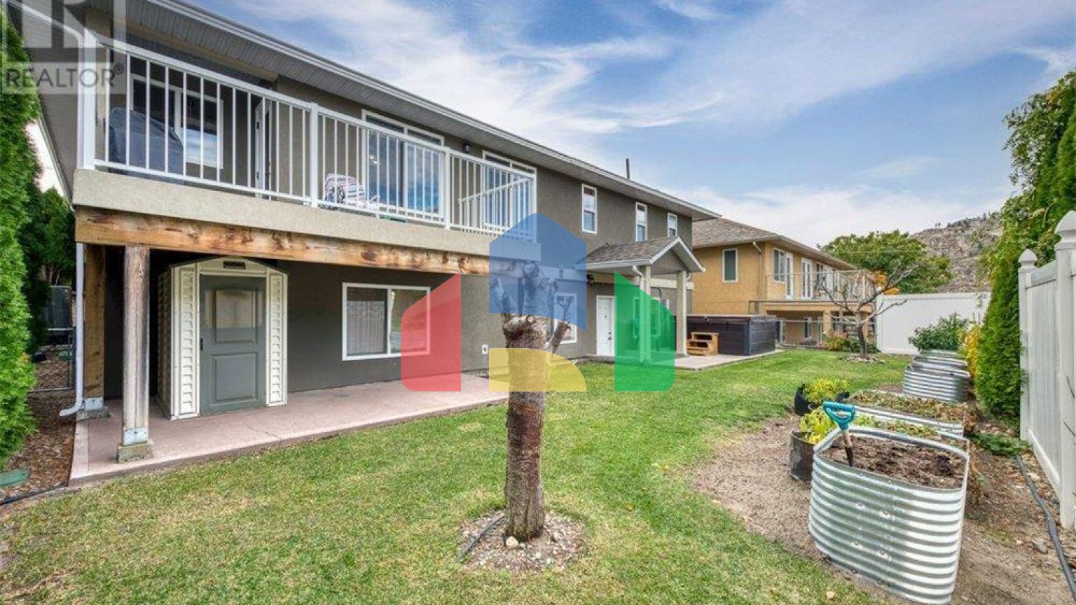 Residential - Single Family Home - Oliver, Canada - Canada