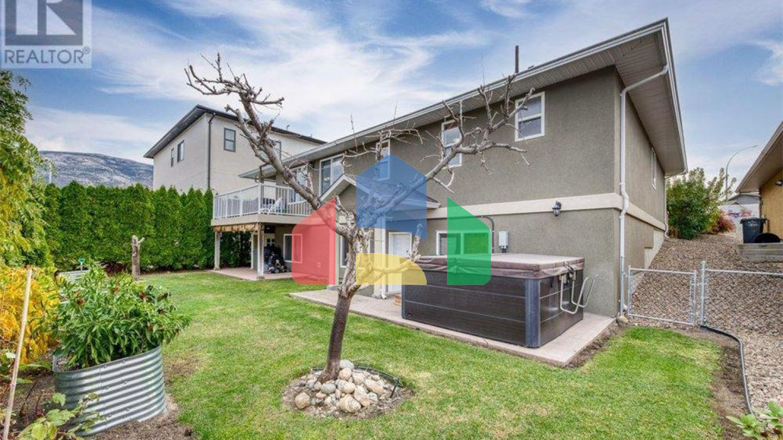 Residential - Single Family Home - Oliver, Canada - Canada