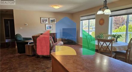 Residential - Single Family Home - Oliver, Canada - Canada