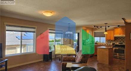 Residential - Single Family Home - Oliver, Canada - Canada