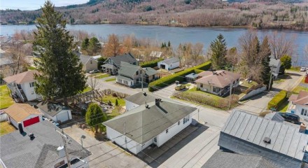 Residential - Bungalow - Grandes-Piles, Canada - Canada