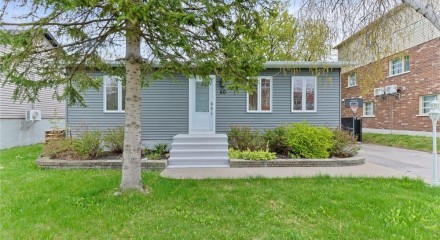Residential - Bungalow - Saint-Constant, Canada - Canada