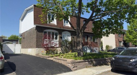 Residential - Two Level House - Laval des Rapides, Canada - Canada