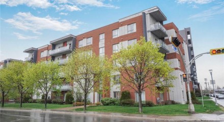 Residential - Condo/Apartment - Laval des Rapides, Canada - Canada