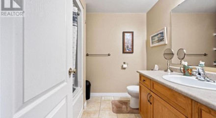 Residential - Single Family Home - New Tecumseth, Canada - Canada