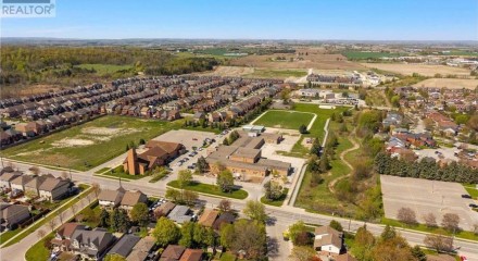 Residential - Single Family Home - New Tecumseth, Canada - Canada