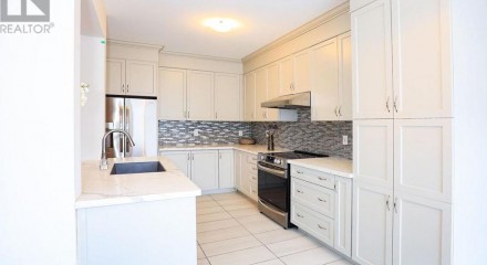 Residential - Single Family Home - Pickering, Canada - Canada