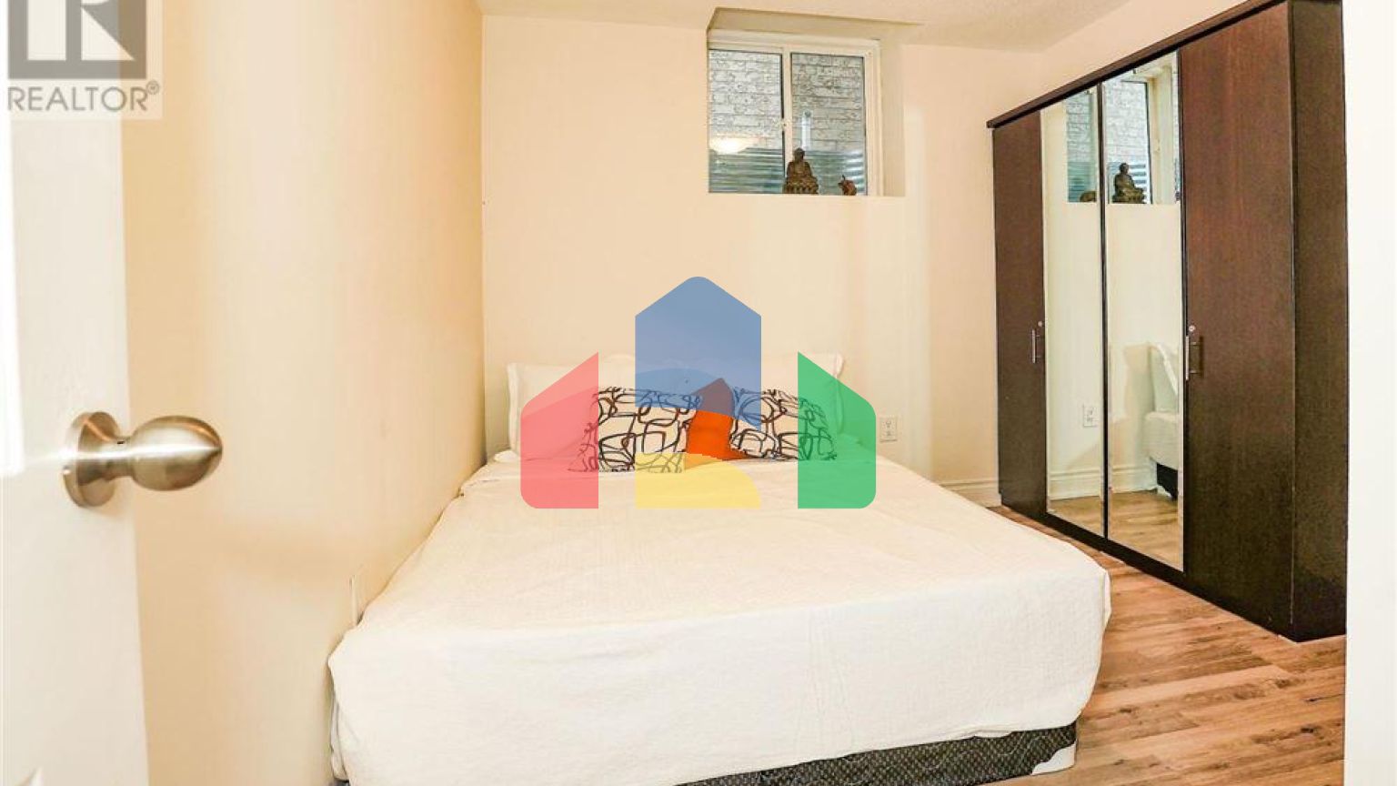 Residential - Single Family Home - Pickering, Canada - Canada