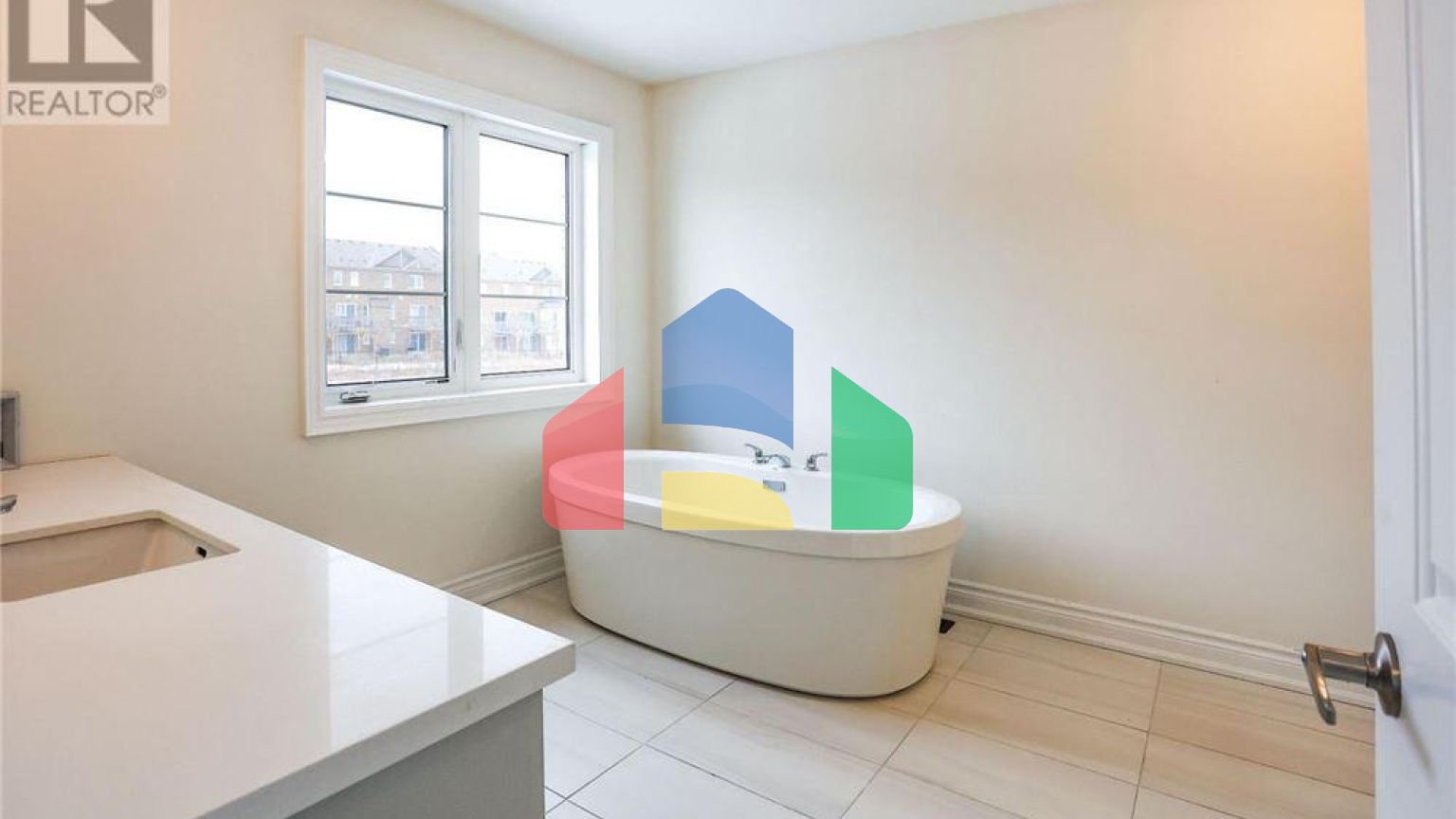 Residential - Single Family Home - Pickering, Canada - Canada