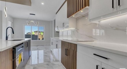 Residential - Single Family Home - Spruce Grove, Canada - Canada