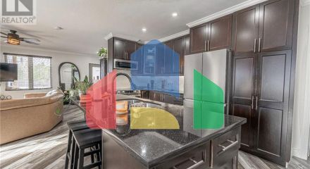 Residential - Single Family Home - Tay, Canada - Canada