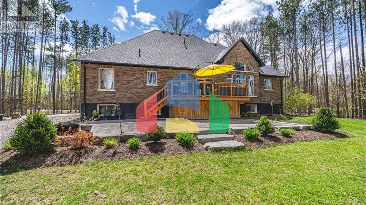 Residential - Single Family Home - Tay, Canada - Canada