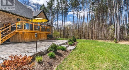 Residential - Single Family Home - Tay, Canada - Canada