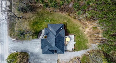 Residential - Single Family Home - Tay, Canada - Canada