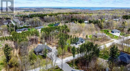 Residential - Single Family Home - Tay, Canada - Canada