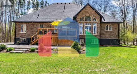 Residential - Single Family Home - Tay, Canada - Canada