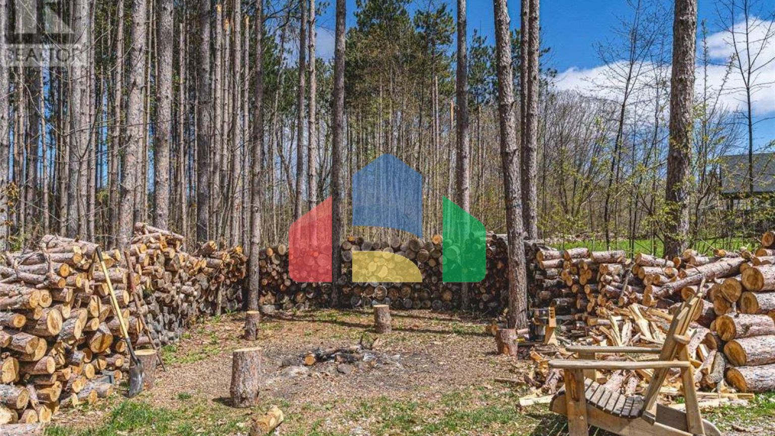 Residential - Single Family Home - Tay, Canada - Canada