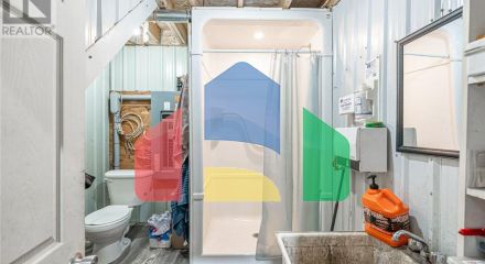 Commercial - Commercial/Retail - Tay, Canada - Canada