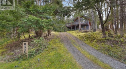 Residential - Single Family Home - Mayne Island, Canada - Canada