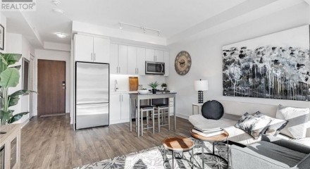 Residential - Condo/Apartment - Innisfil, Canada - Canada