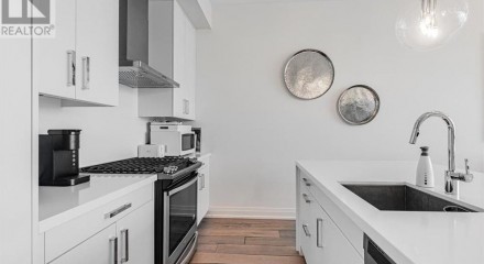 Residential - Single Family Home - Innisfil, Canada - Canada