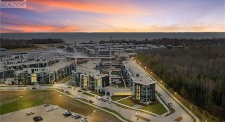 Residential - Condo/Apartment - Innisfil, Canada - Canada