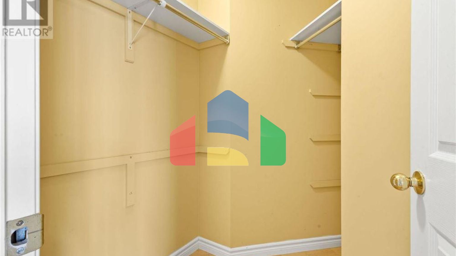 Residential - Single Family Home - New Minas, Canada - Canada