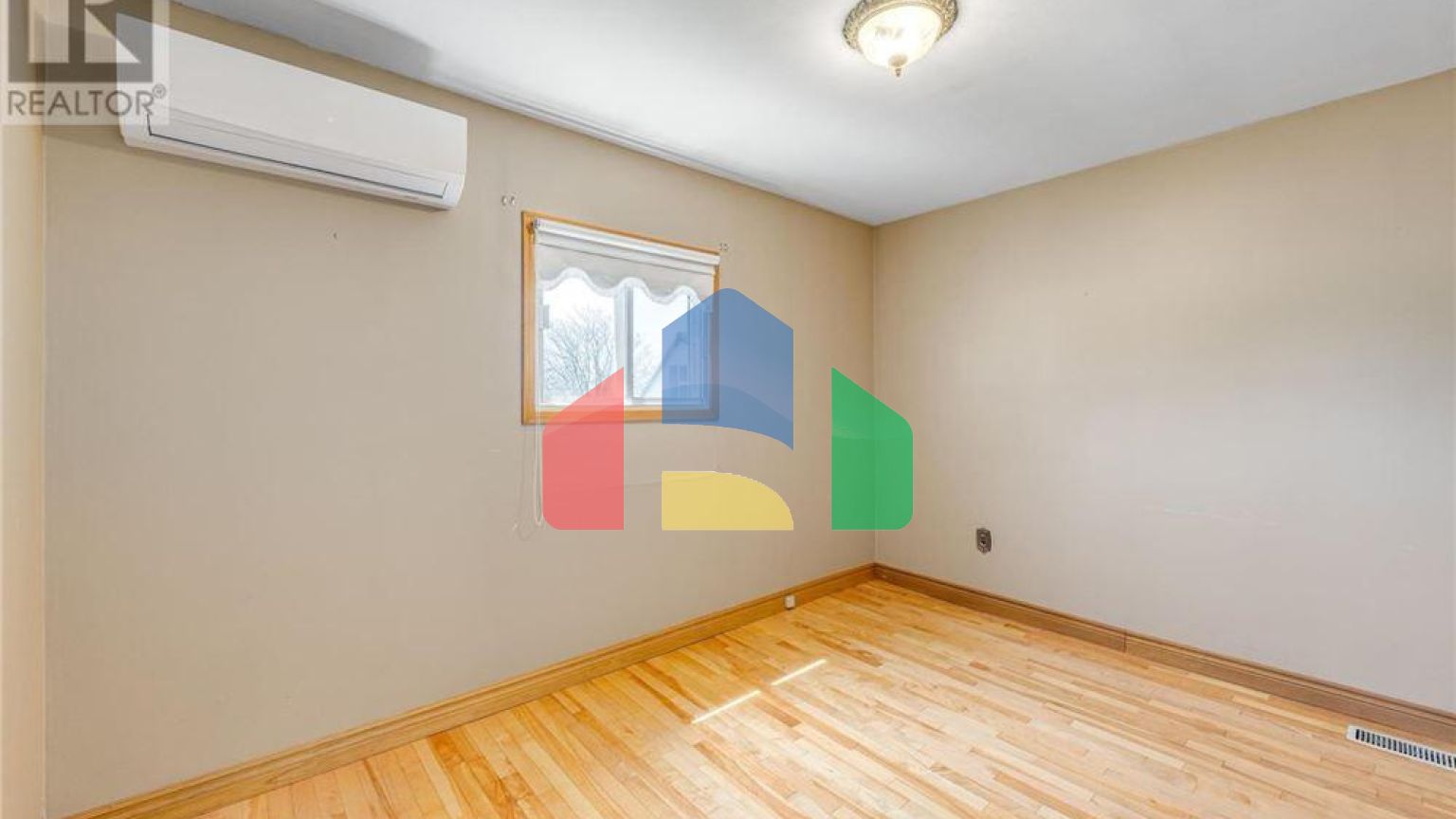 Residential - Single Family Home - Meteghan Centre, Canada - Canada