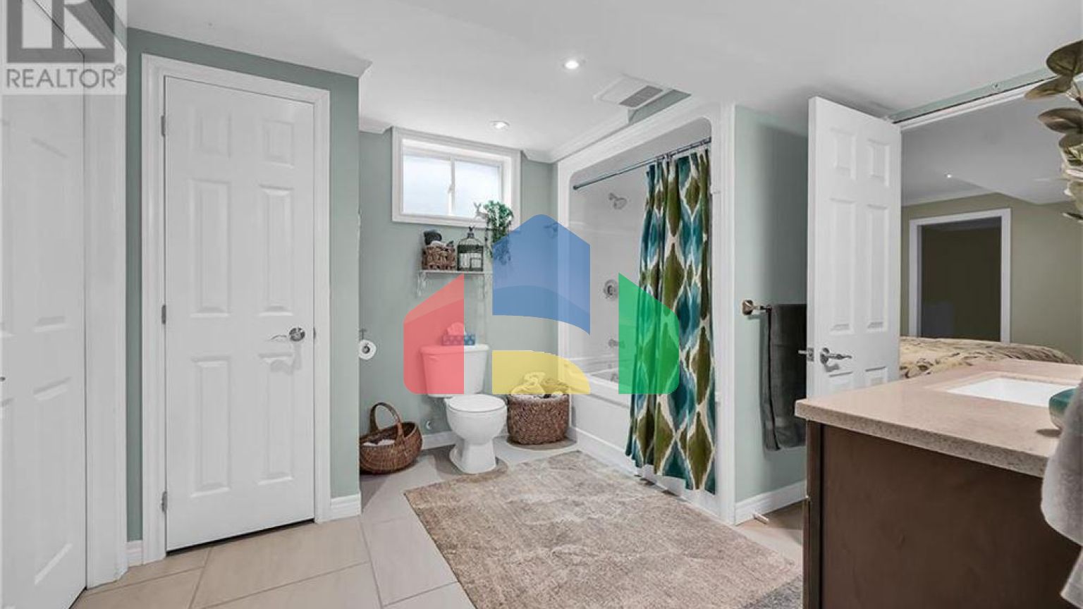 Residential - Single Family Home - Caledonia, Canada - Canada