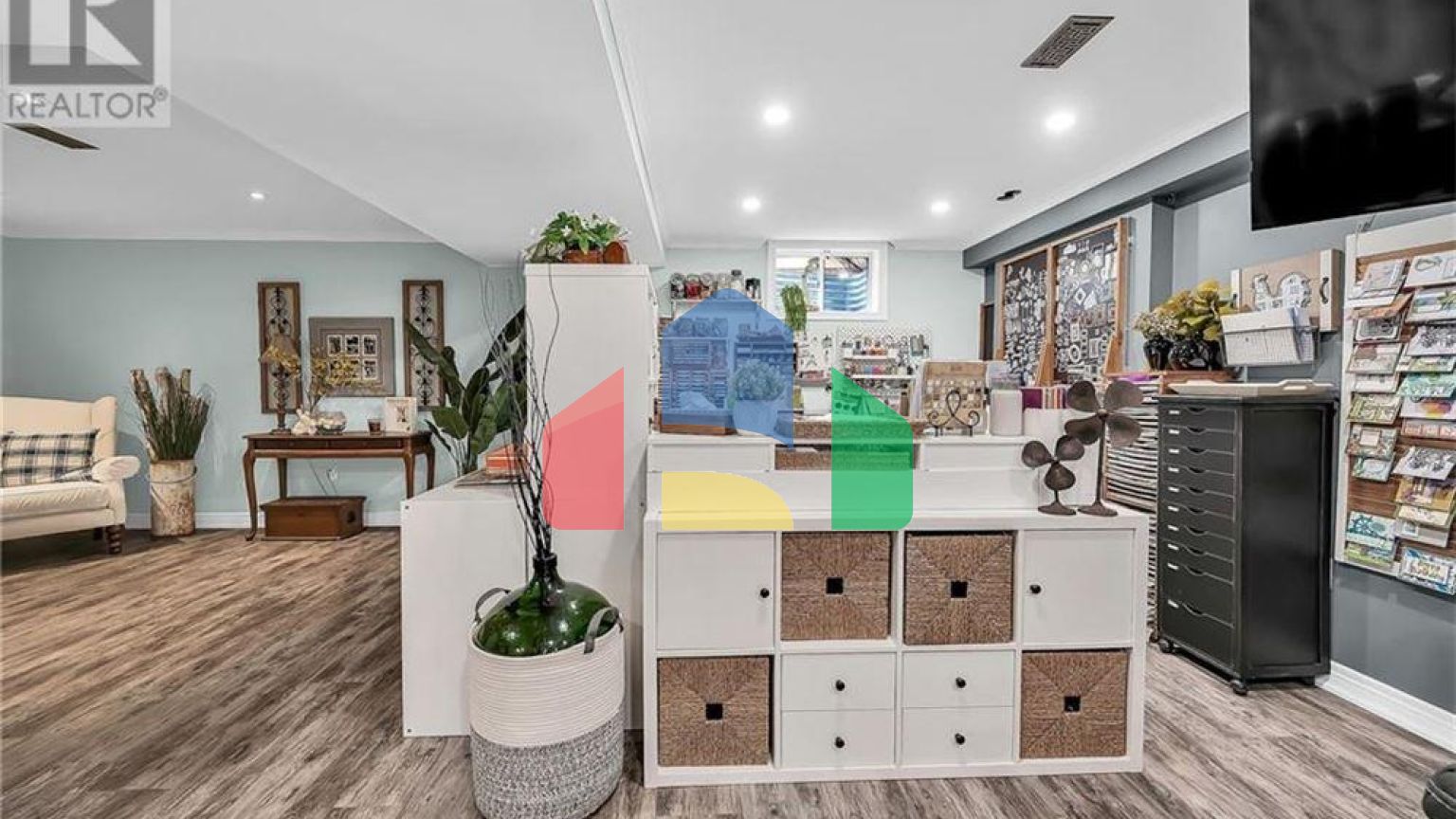 Residential - Single Family Home - Caledonia, Canada - Canada