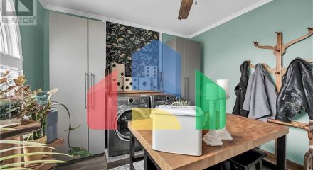 Residential - Single Family Home - Caledonia, Canada - Canada Residential - Single Family Home - Caledonia, Canada - Canada