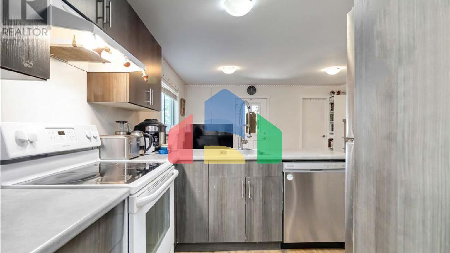 Residential - Single Family Home - Langford, Canada - Canada