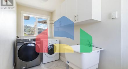 Residential - Single Family Home - Langford, Canada - Canada