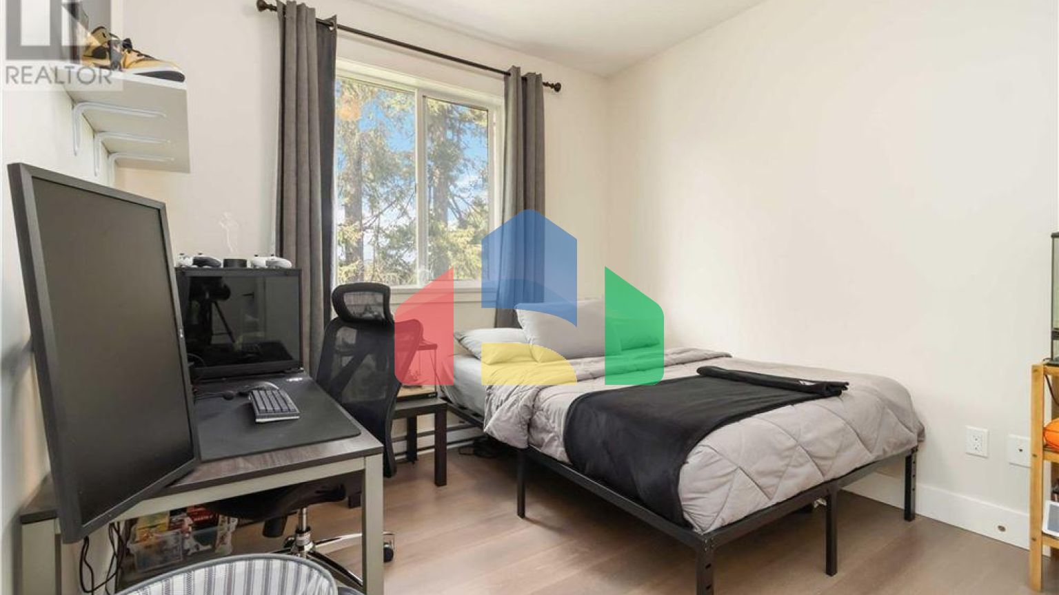 Residential - Single Family Home - Langford, Canada - Canada